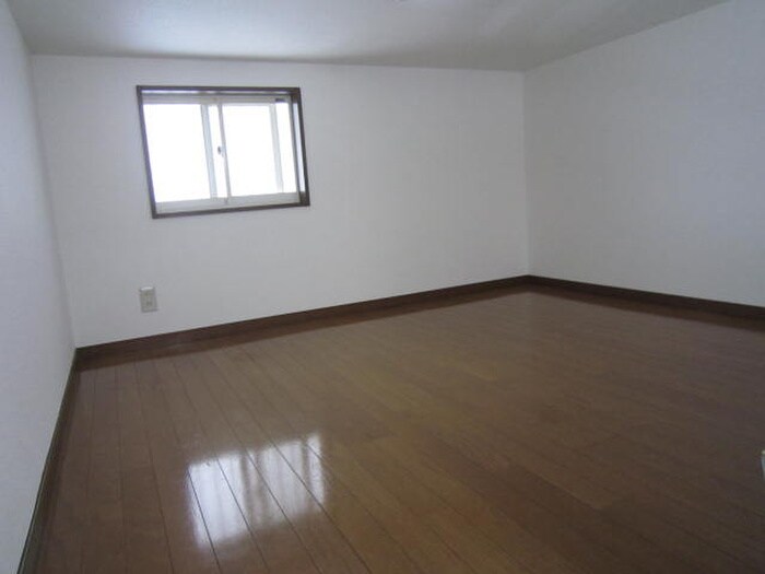 物件内観写真6　(ロフト)