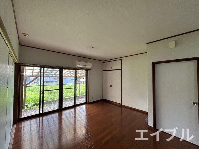 物件内観写真7　(居室)