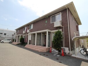 ヴィルヌ－ヴ弐番館外観写真