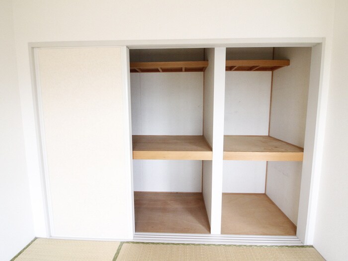 物件内観写真15　(収納)