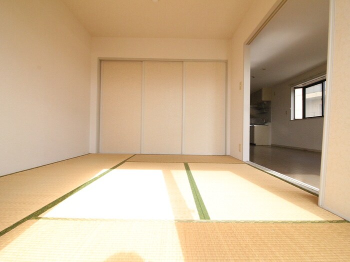 物件内観写真17　(居室)