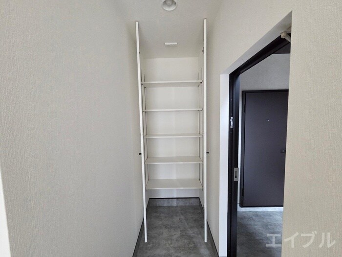 物件内観写真18　(靴箱)