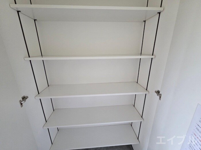 物件内観写真18　(靴箱)