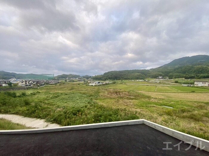 物件内観写真21　(室内からの展望)