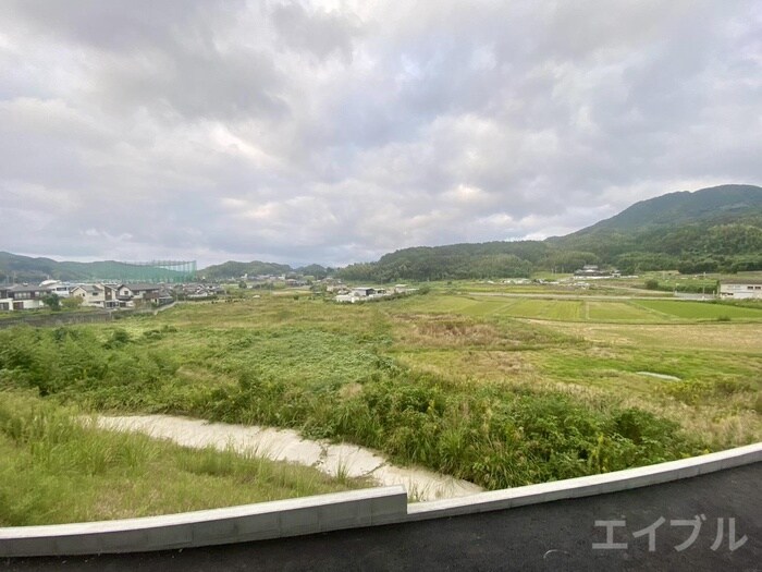 物件内観写真21　(室内からの展望)