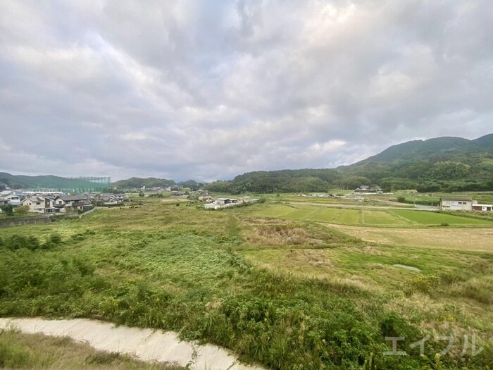 物件内観写真21　(室内からの展望)