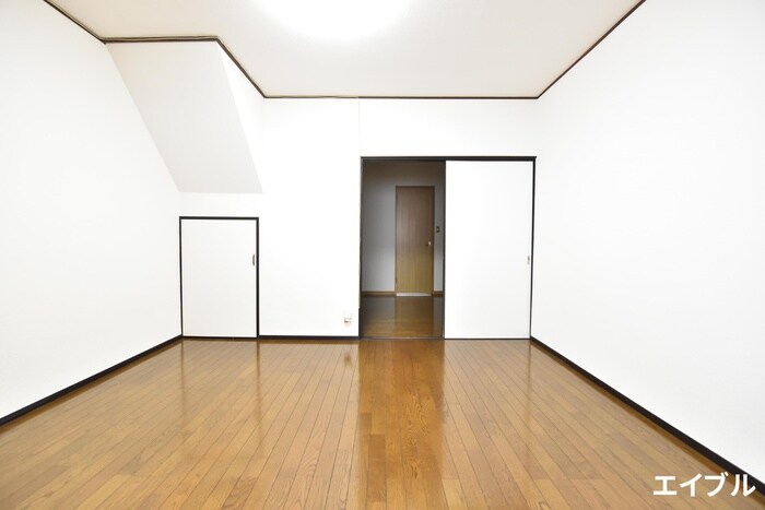 物件内観写真7　(居室)