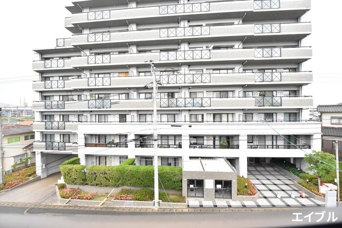 物件内観写真22　(室内からの展望)