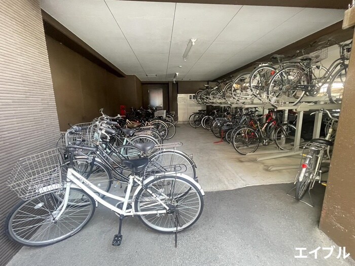 物件外観写真6　(駐輪場)