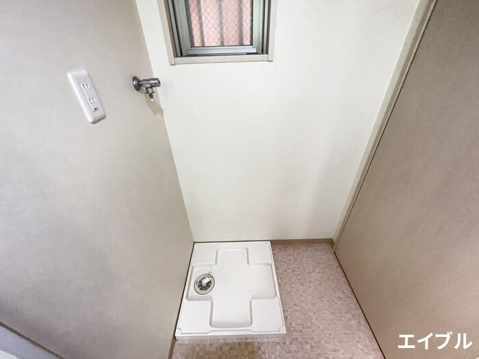 物件内観写真19　(洗濯機置場)