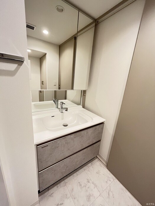 物件内観写真13　(洗面)