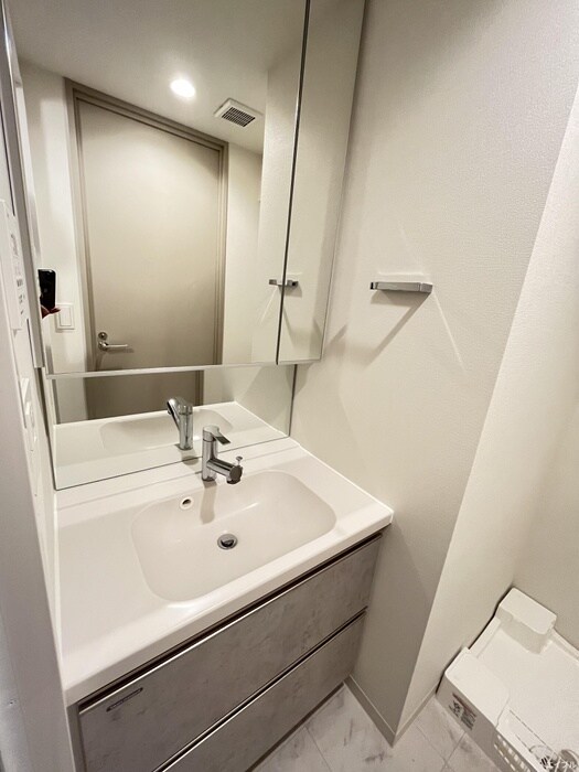 物件内観写真13　(洗面)