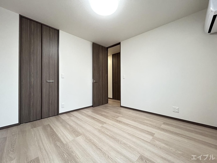 物件内観写真9　(居室)