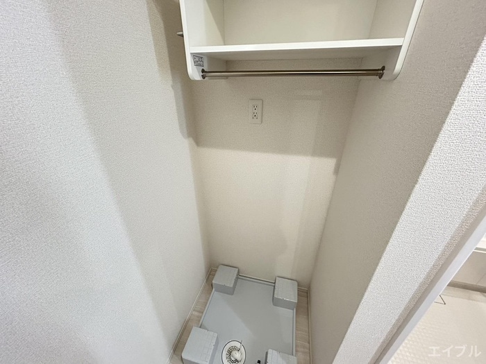 物件内観写真15　(洗濯機置場)