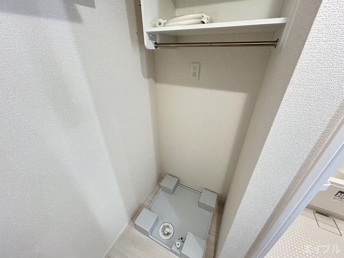物件内観写真15　(洗濯機置場)