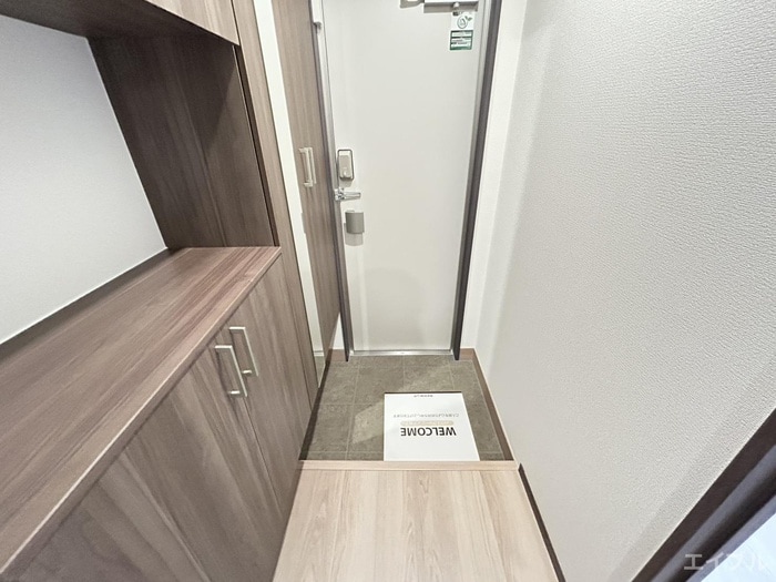 物件内観写真17　(玄関)