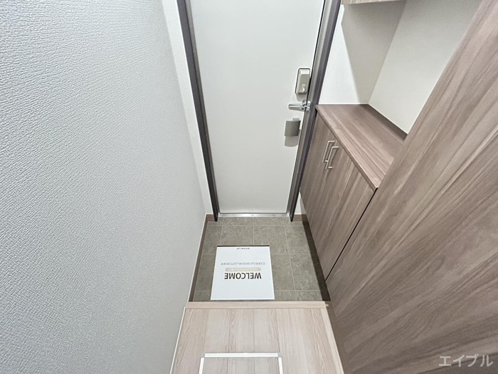 物件内観写真17　(玄関)