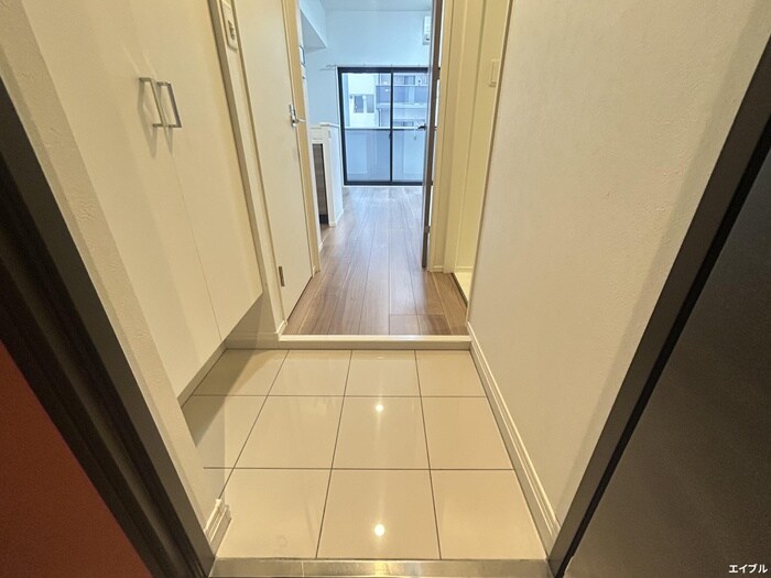 物件内観写真19　(玄関)