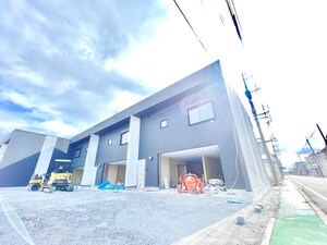 ギャラン中間　Ａ外観写真