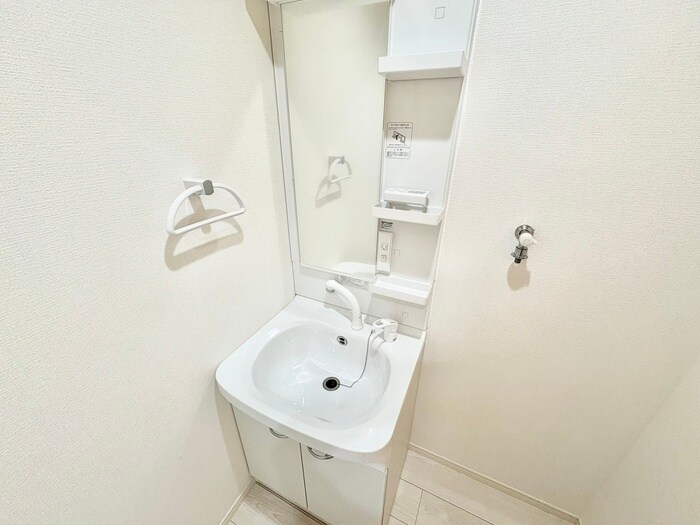 物件内観写真9　(洗面)