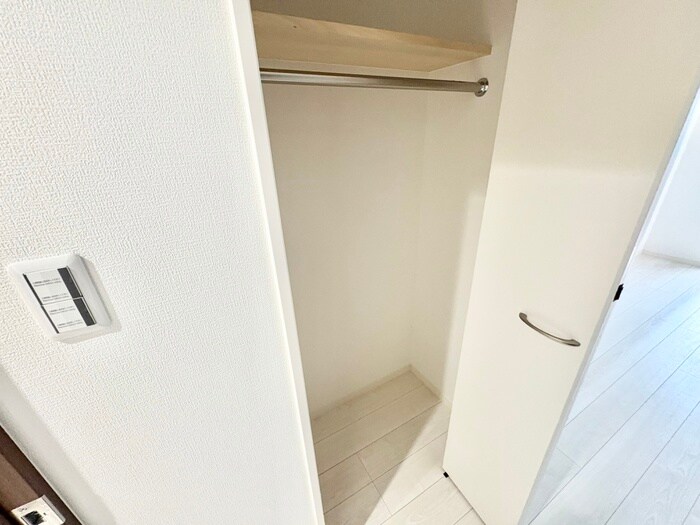 物件内観写真10　(収納)