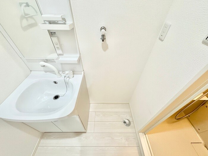 物件内観写真14　(洗濯機置場)