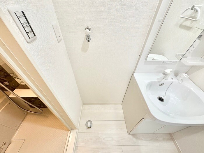 物件内観写真14　(洗濯機置場)