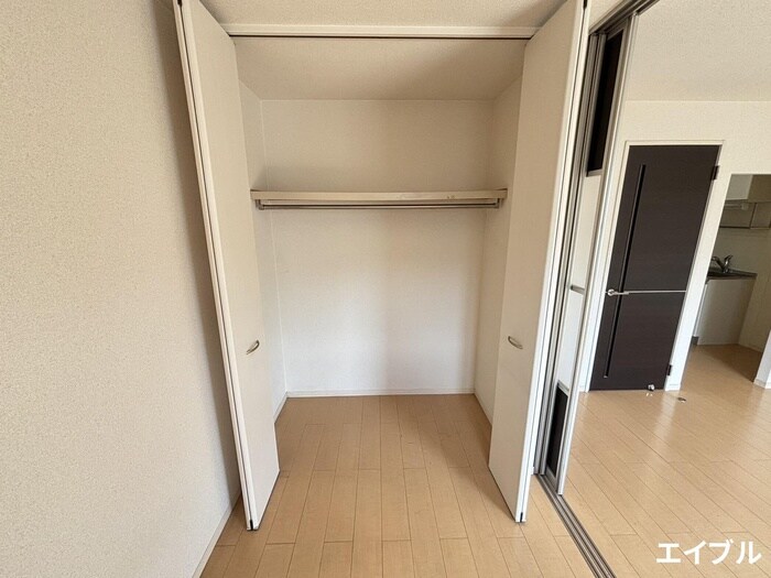 物件内観写真13　(収納)