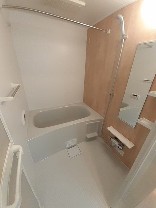 物件内観写真8　(バス／シャワールーム等)