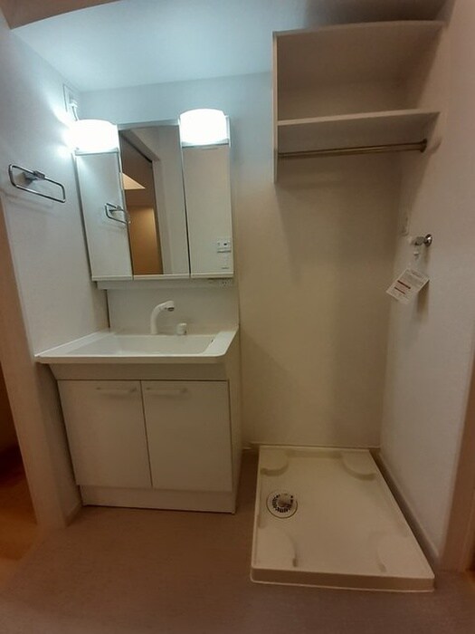 物件内観写真10　(洗面)