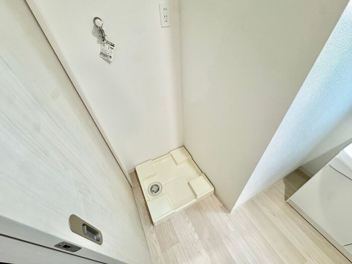 物件内観写真7　(洗濯機置場)