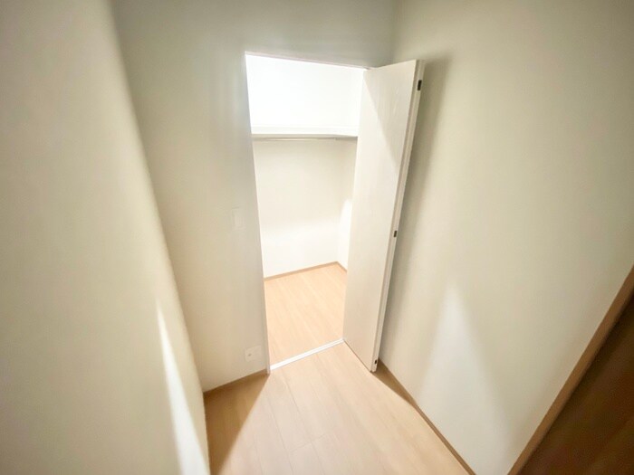物件内観写真8　(収納)