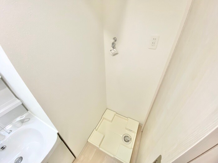 物件内観写真13　(洗濯機置場)