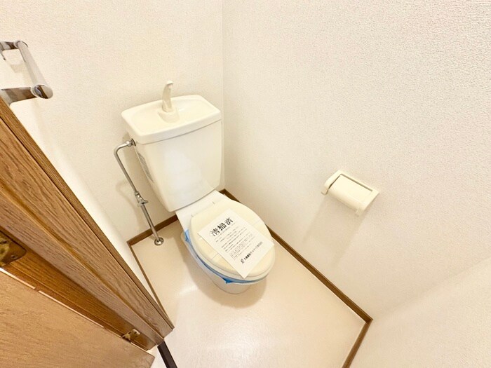 物件内観写真11　(トイレ)