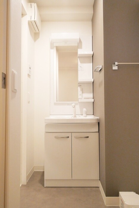 物件内観写真8　(洗面)