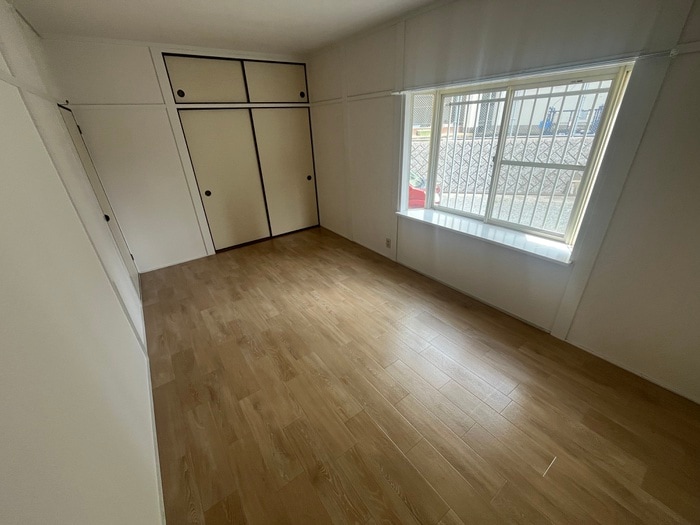 物件内観写真4　(居室)