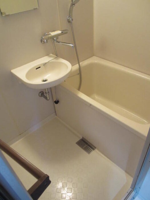 物件内観写真6　(バス／シャワールーム等)