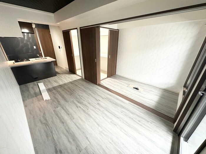 物件内観写真2　(居室)