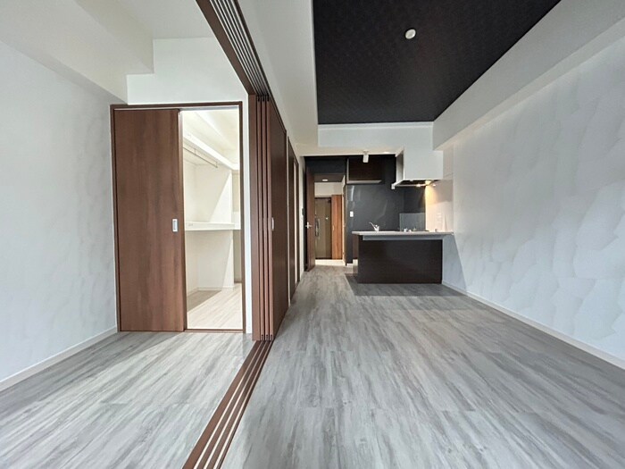 物件内観写真3　(居室)