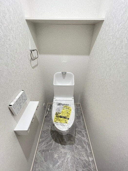 物件内観写真6　(トイレ)