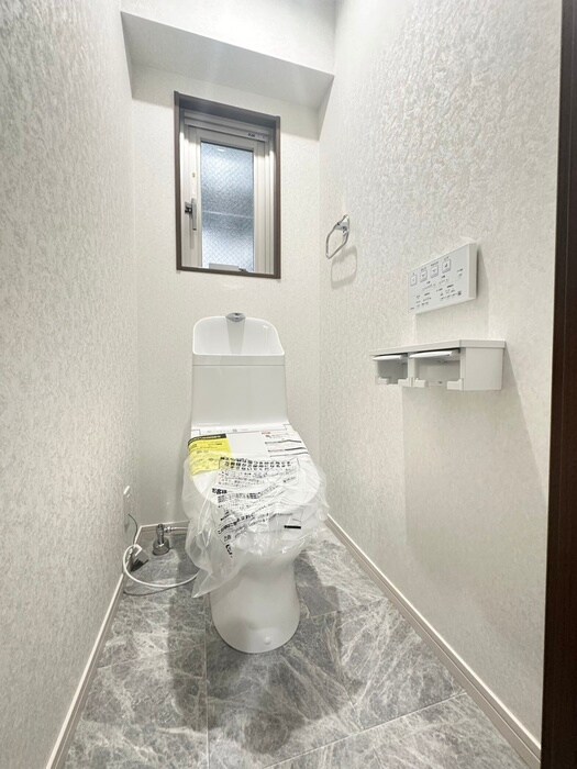 物件内観写真6　(トイレ)