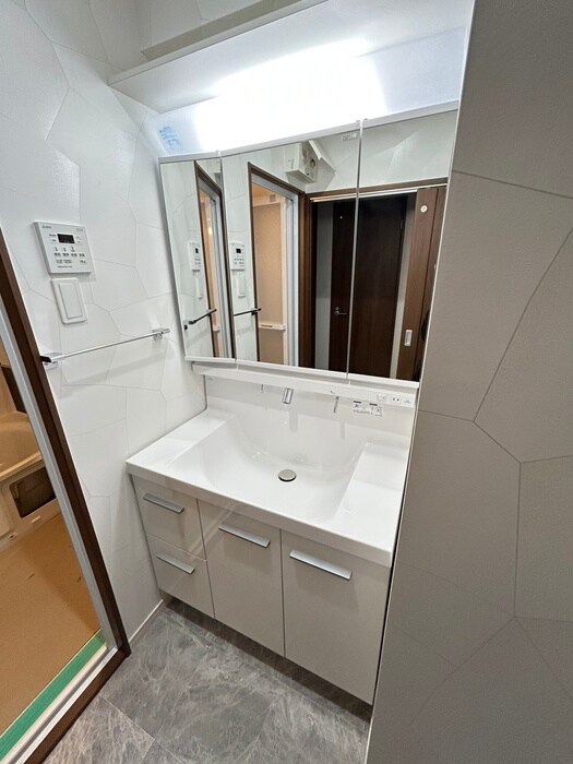 物件内観写真7　(洗面)