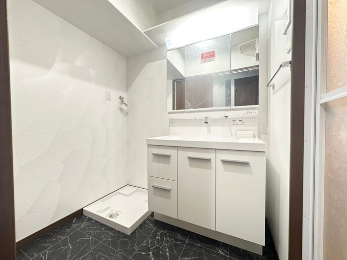 物件内観写真7　(洗面)