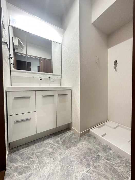 物件内観写真7　(洗面)