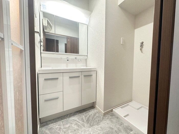 物件内観写真7　(洗面)