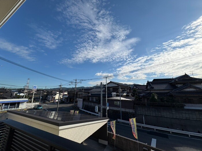 物件内観写真16　(室内からの展望)