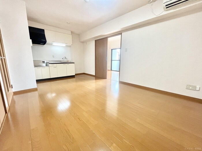 物件内観写真6　(居室)