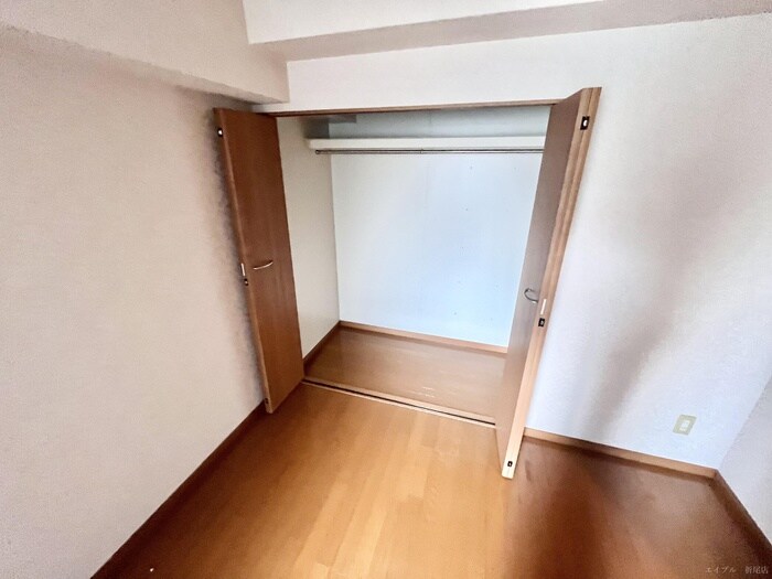 物件内観写真12　(収納)