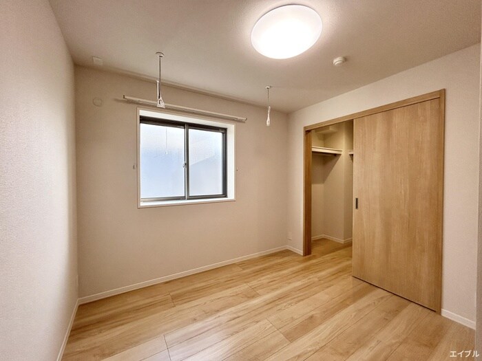 物件内観写真10　(居室)