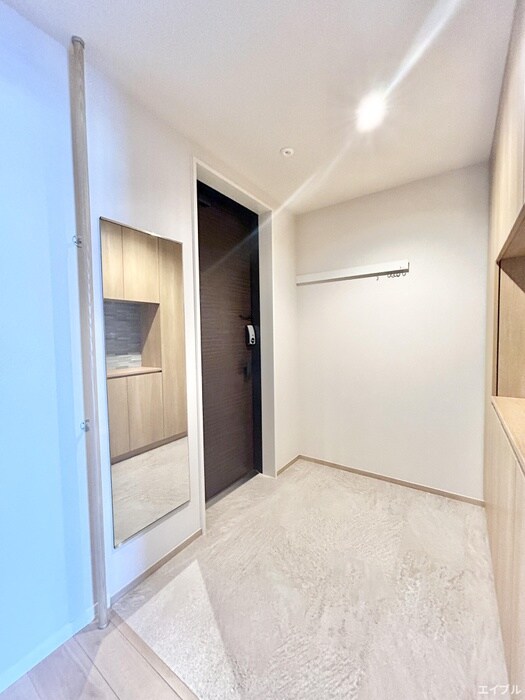 物件内観写真21　(玄関)